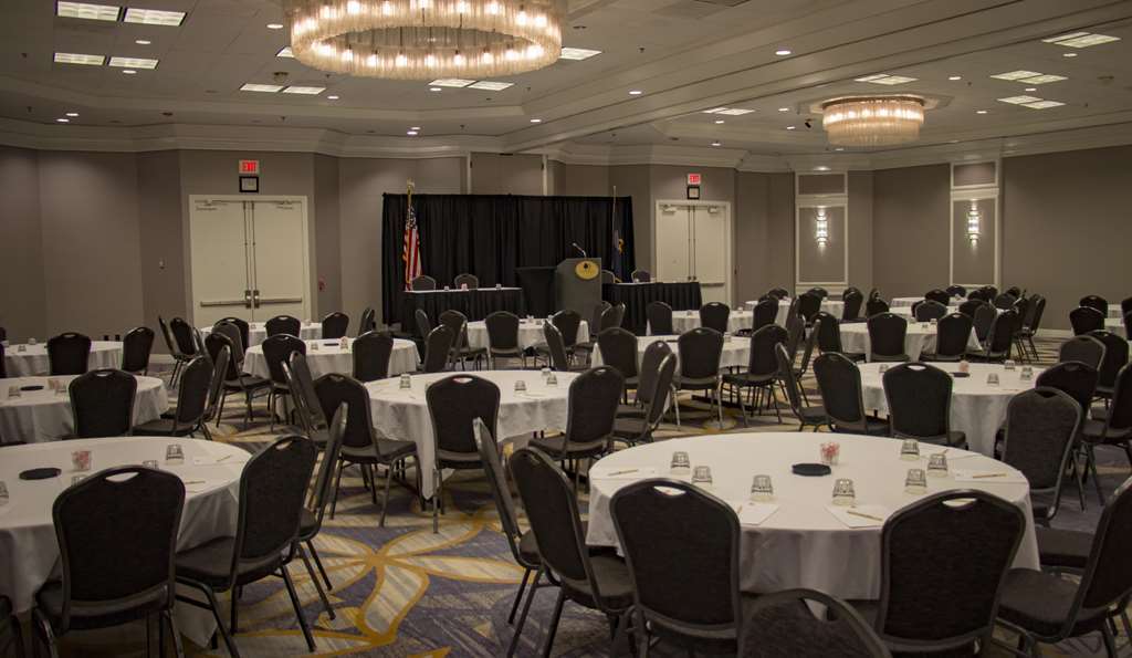 Doubletree By Hilton Wichita Airport Restaurante foto